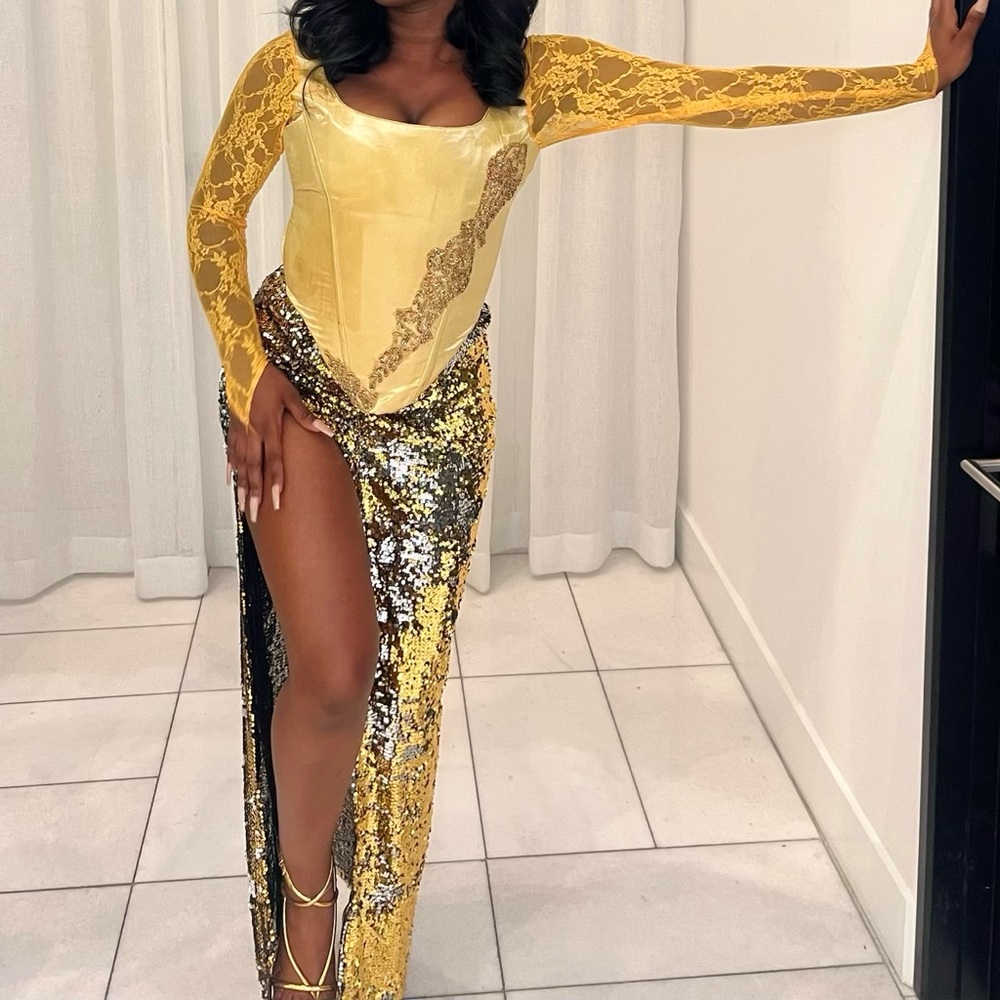 Custom made two peice set ( Gold) Corset top, with rope can be adjusted to size